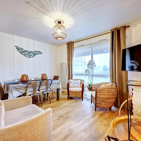 Magnifique Appart Avec Terrasse Equipee Et Wifi Gratuit *