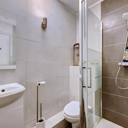 Magnifique Appart Avec Terrasse Equipee Et Wifi Gratuit Apartment Houlgate